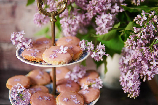 Délicieux biscuits aux fleurs de lilas